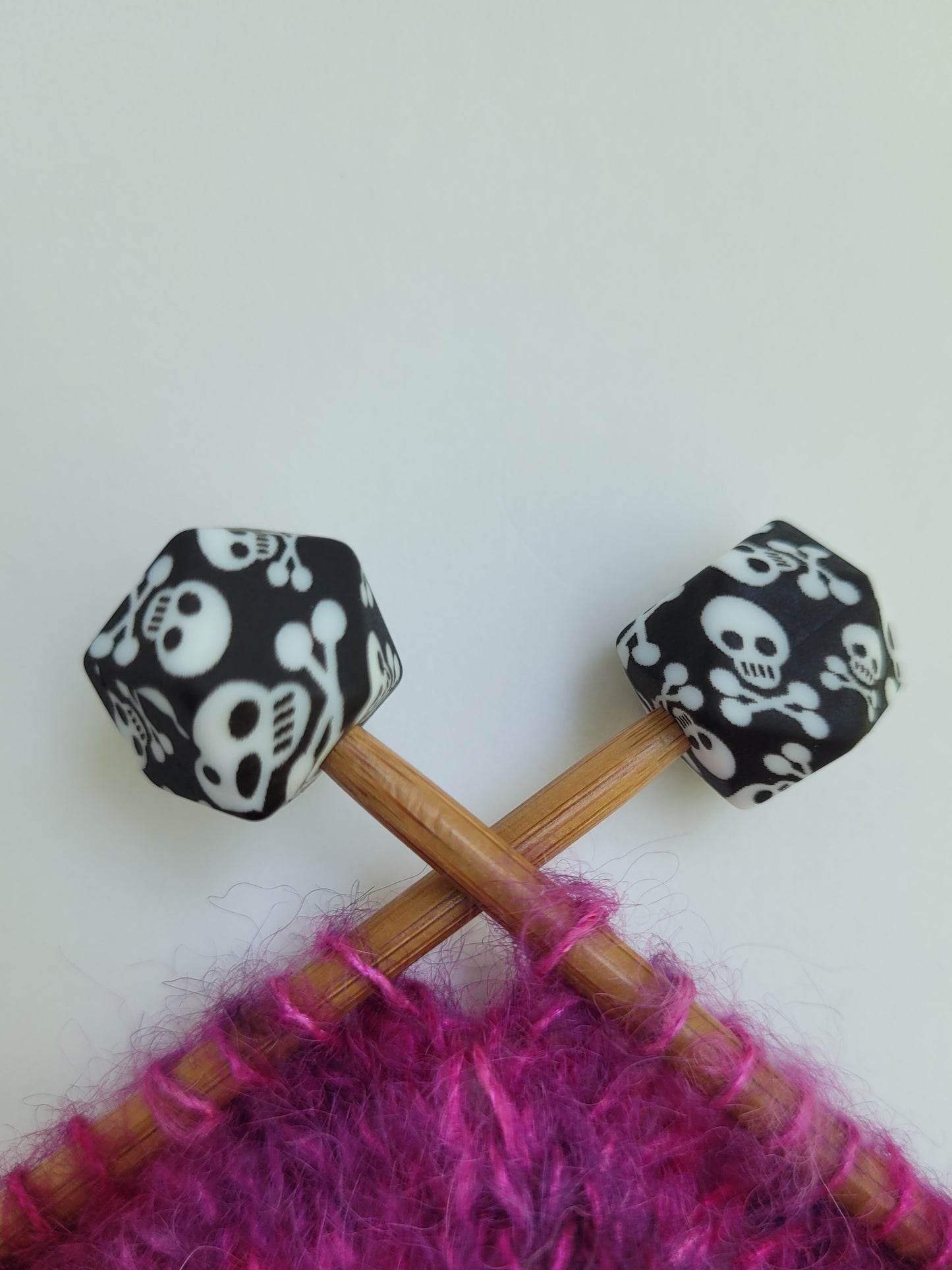 Stitch Stopper: Hexagon Skull