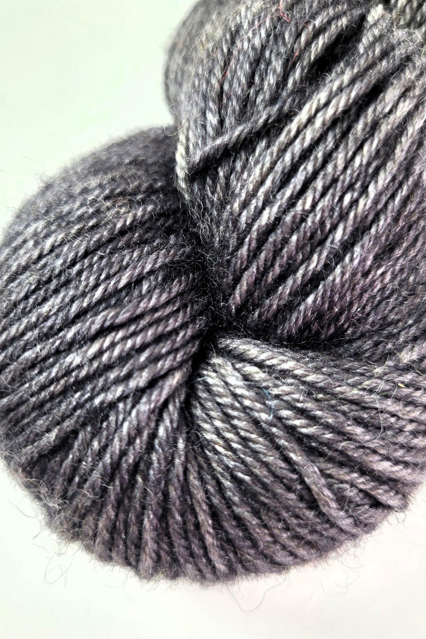 Mainie YAK DK, Color:  Black Lite