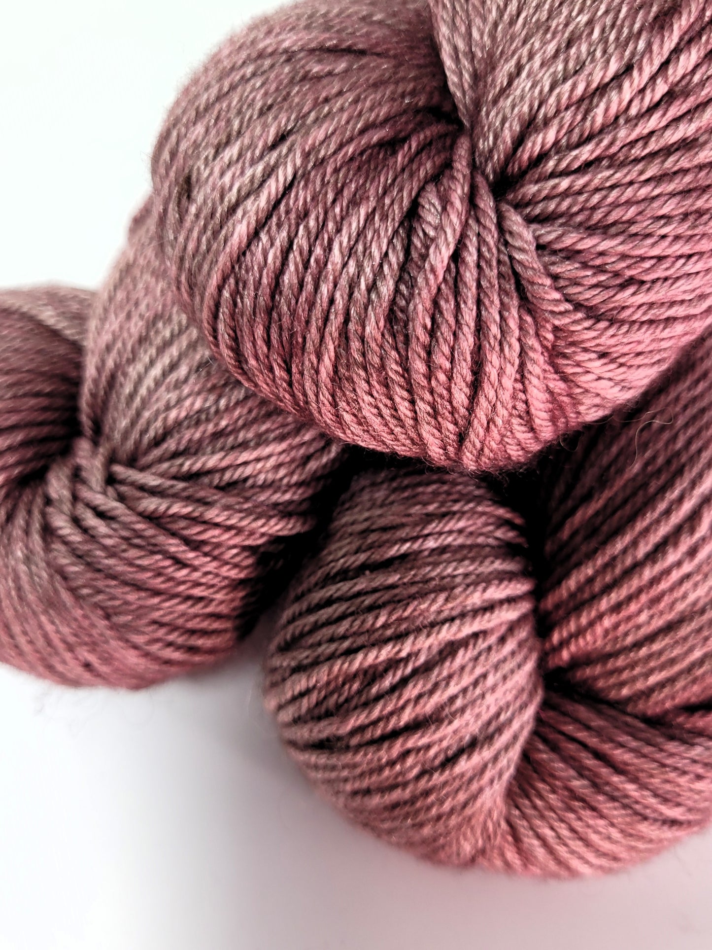 Mainie YAK DK, Color:  Damask Rose