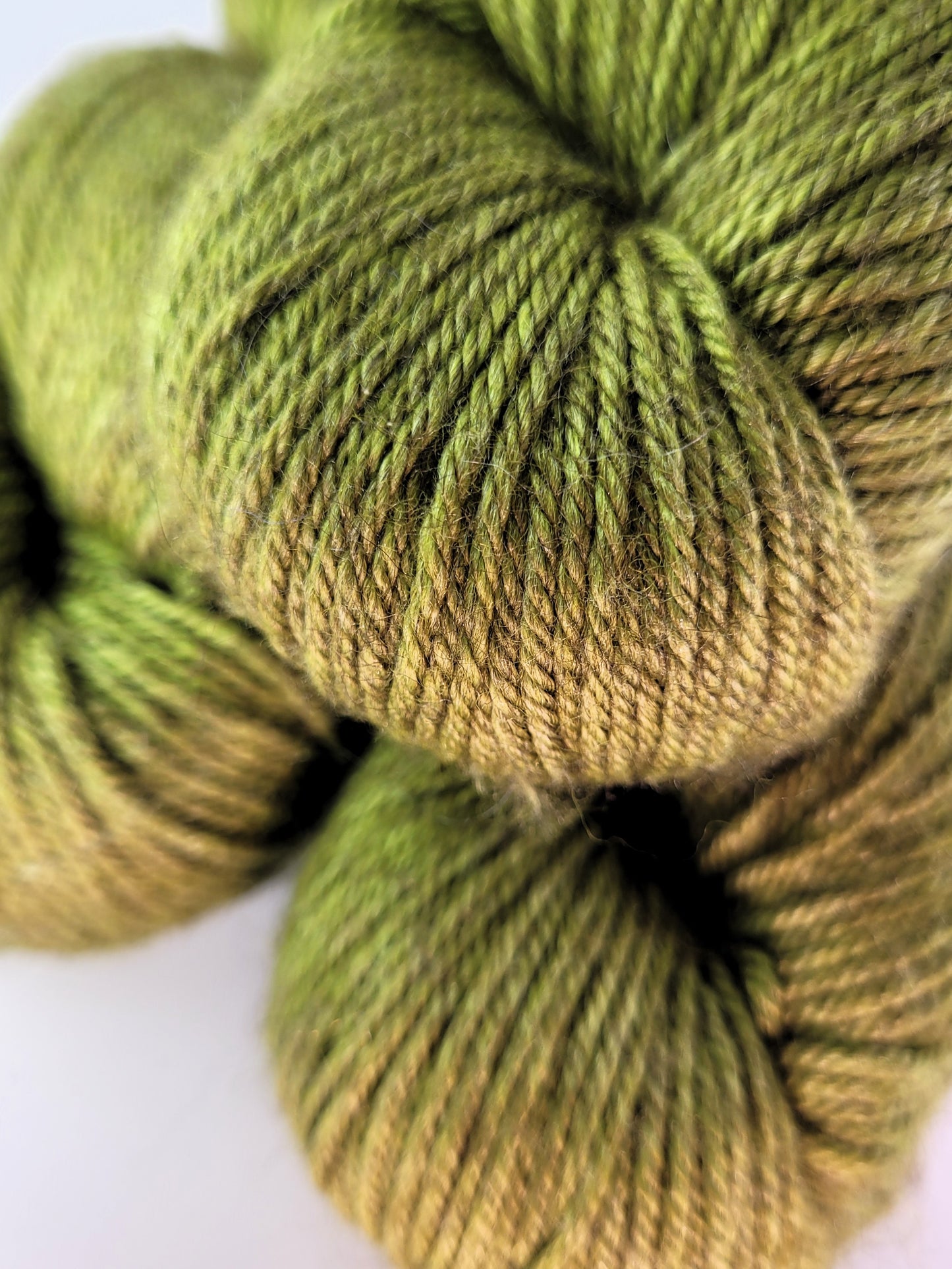 Mainie YAK DK, Color:  Kermit