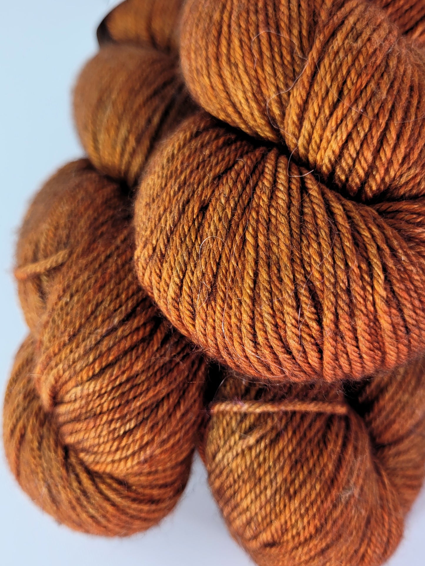 Mainie YAK DK, Color: Mad About Saffron