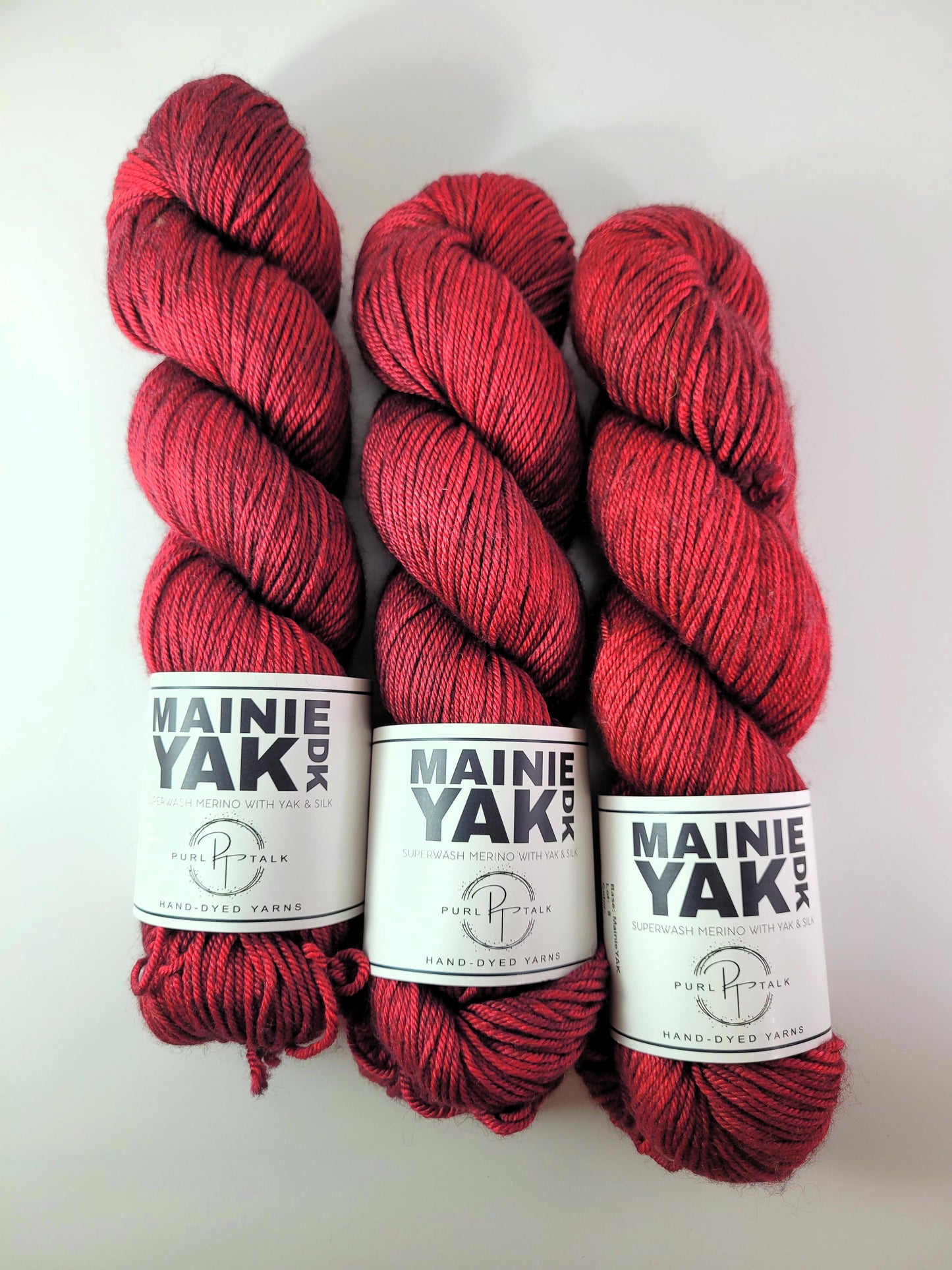 Mainie YAK DK, Color:  Crimson