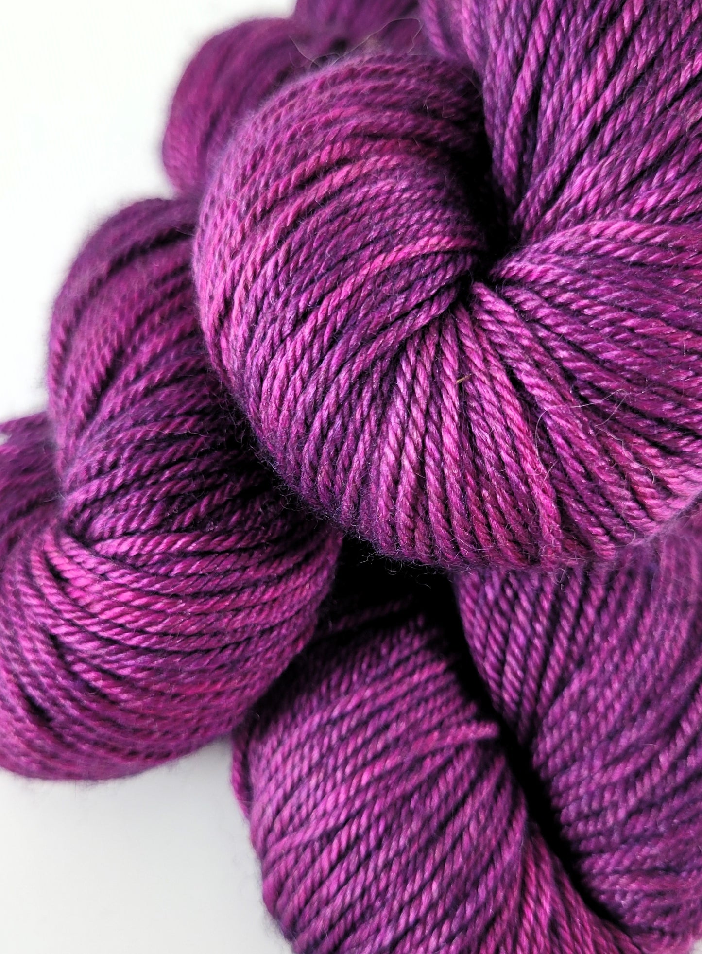 Mainie YAK DK, Color:  Magenta Mystery